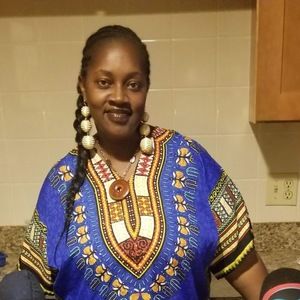 Meet your Posher, Yolanda